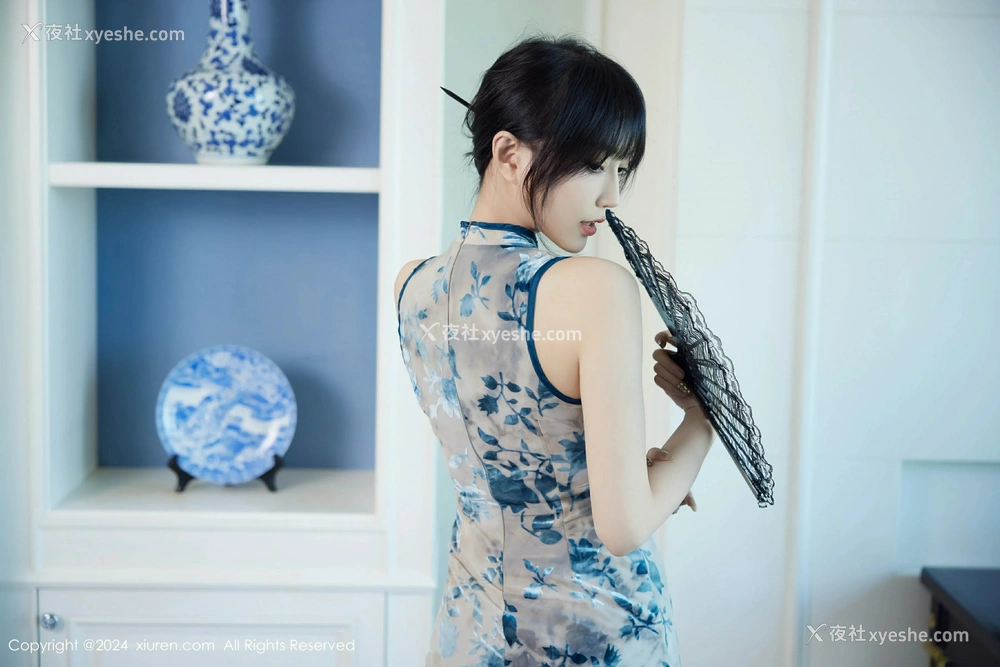 1P - [XiuRen秀人网] No.9236 玥儿玥er