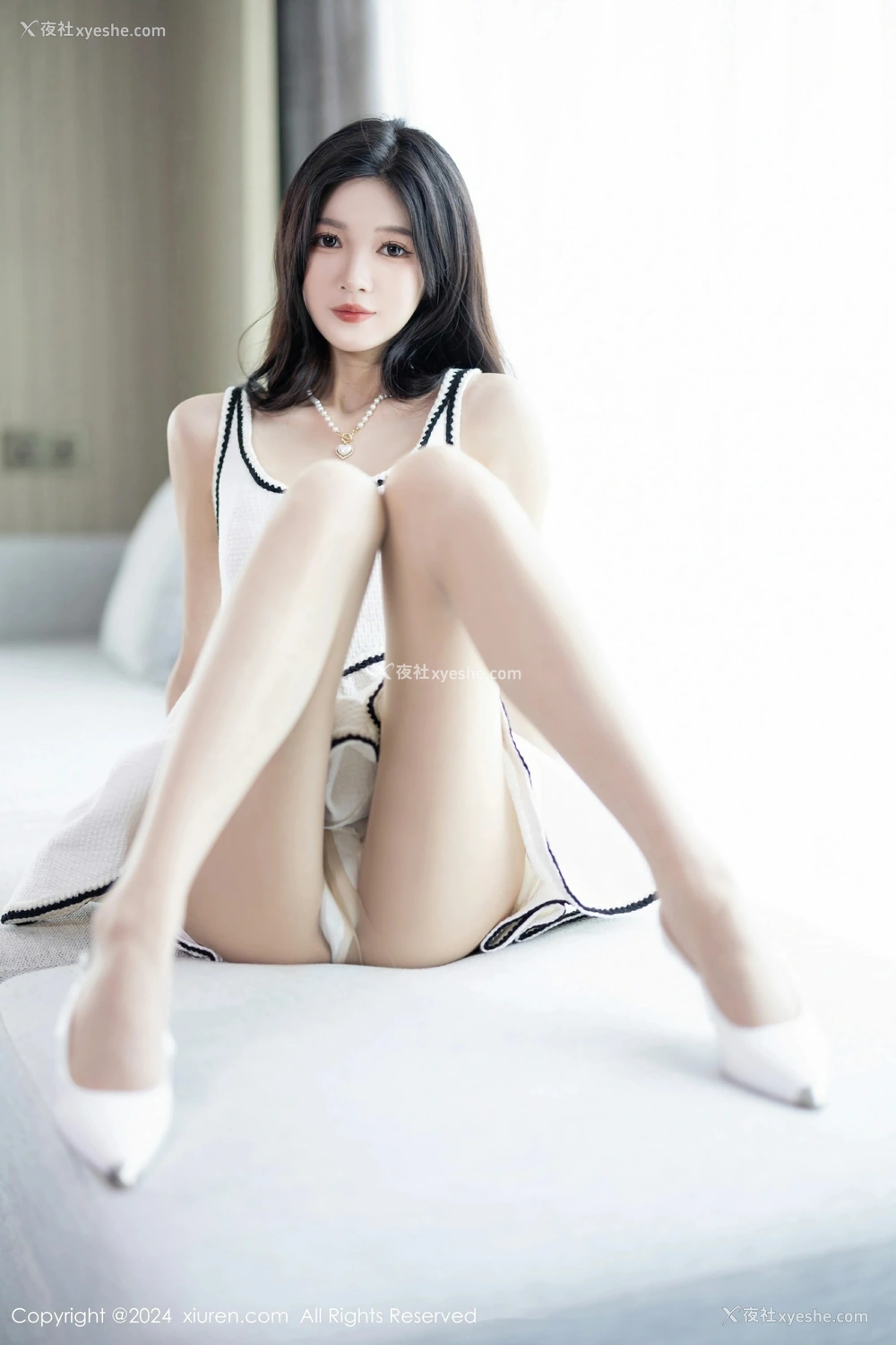 1P - [XiuRen秀人网] No.8861 程程程-