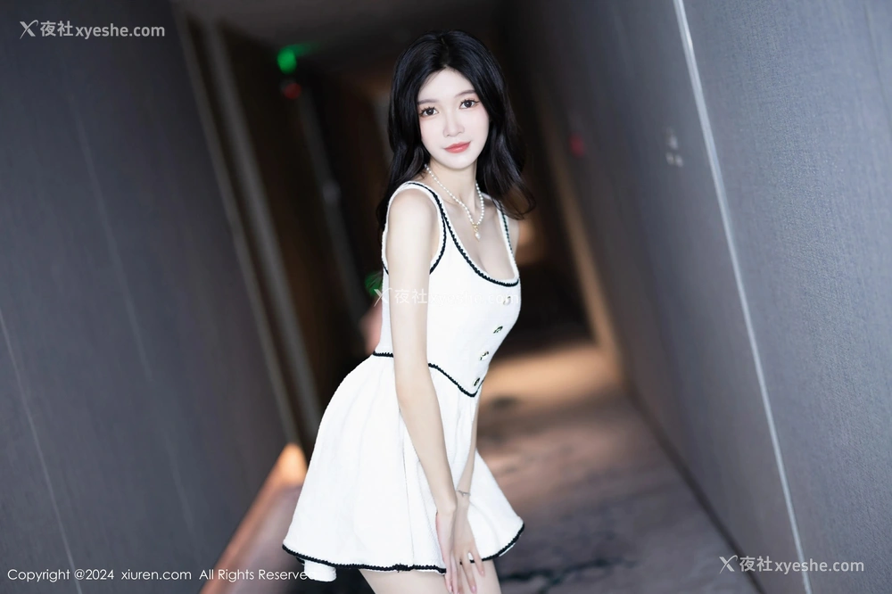 1P - [XiuRen秀人网] No.8861 程程程-