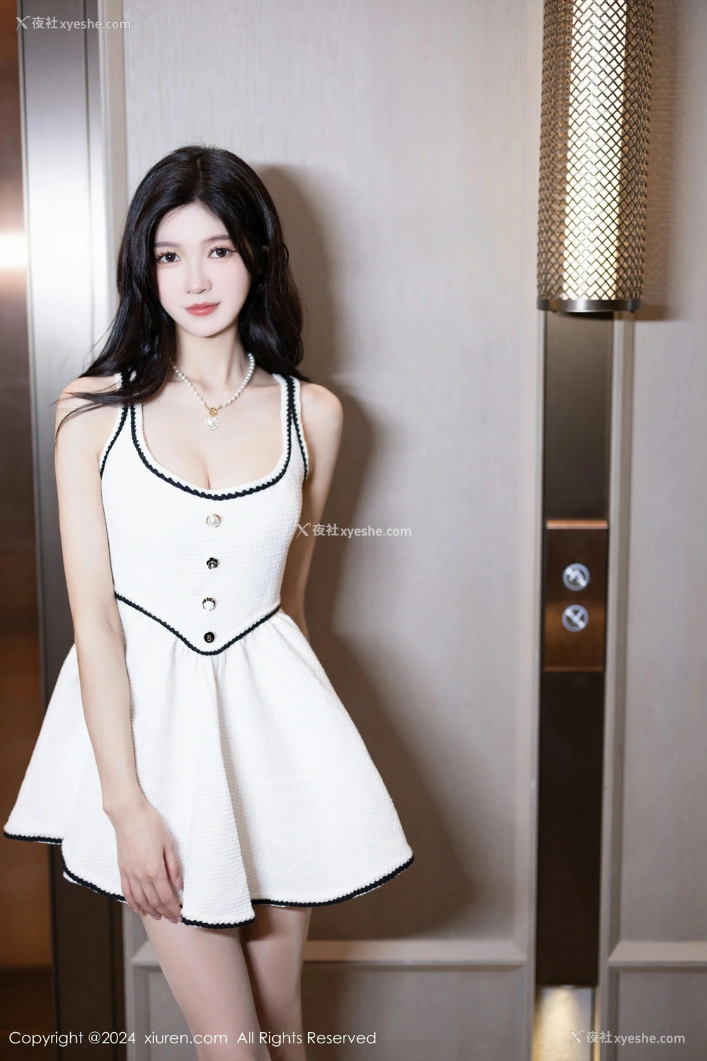 1P - [XiuRen秀人网] No.8861 程程程-