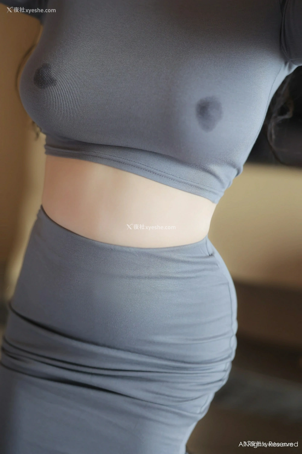 1P - [XiuRen秀人网] No.9325 白洁Bessie