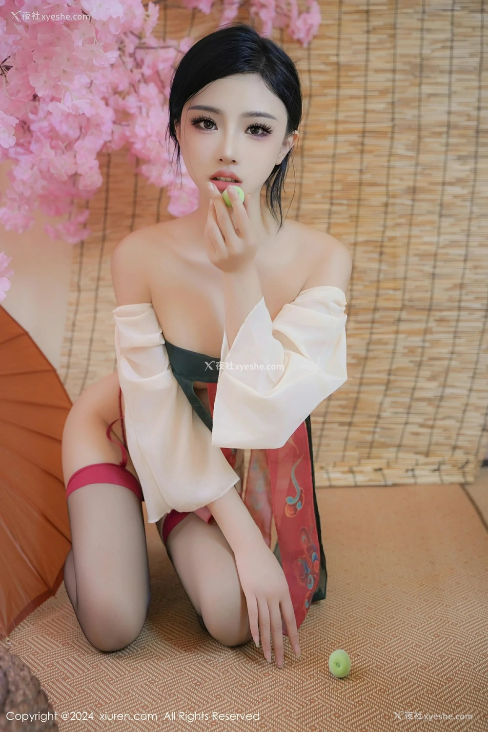 1P - [XiuRen秀人网] No.9351 妙可可Cheese