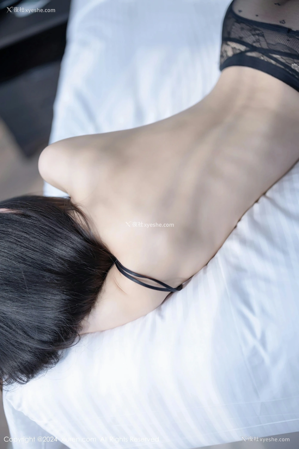 1P - [XiuRen秀人网] No.8727 林星阑