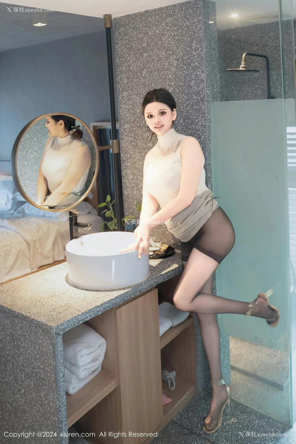 1P - [XiuRen秀人网] No.9394 陈三穗