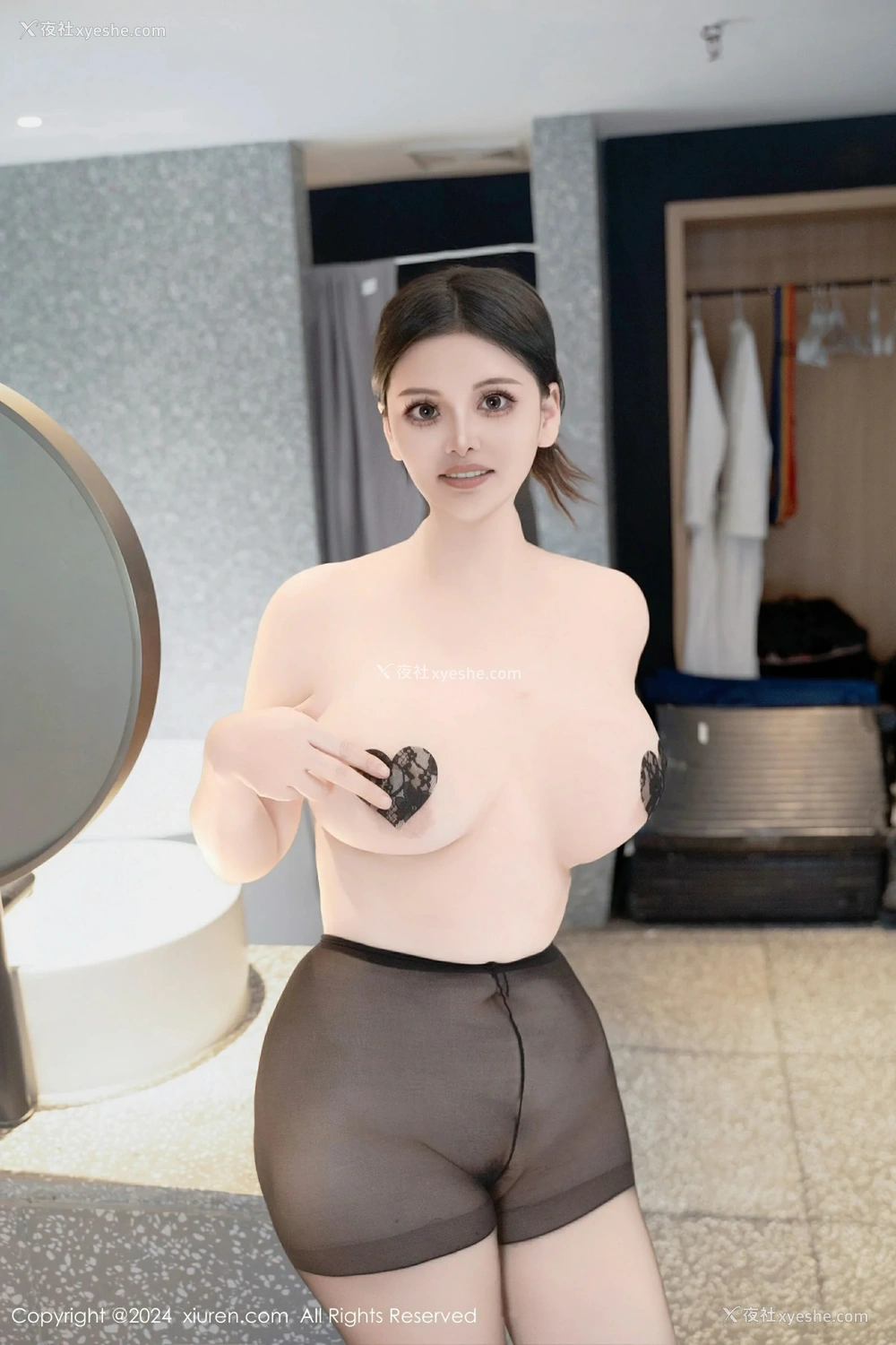 1P - [XiuRen秀人网] No.9394 陈三穗