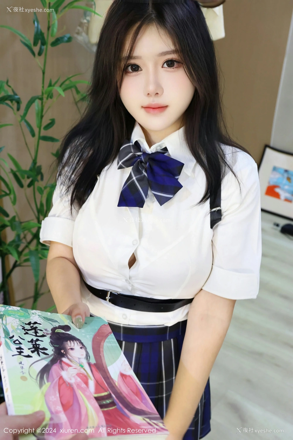 1P - [XiuRen秀人网] No.8637 小薯条nienie