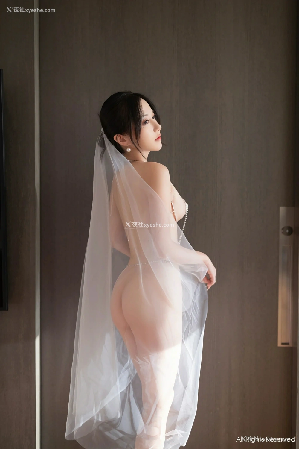1P - [XiuRen秀人网] No.9387 鱼子酱Fish