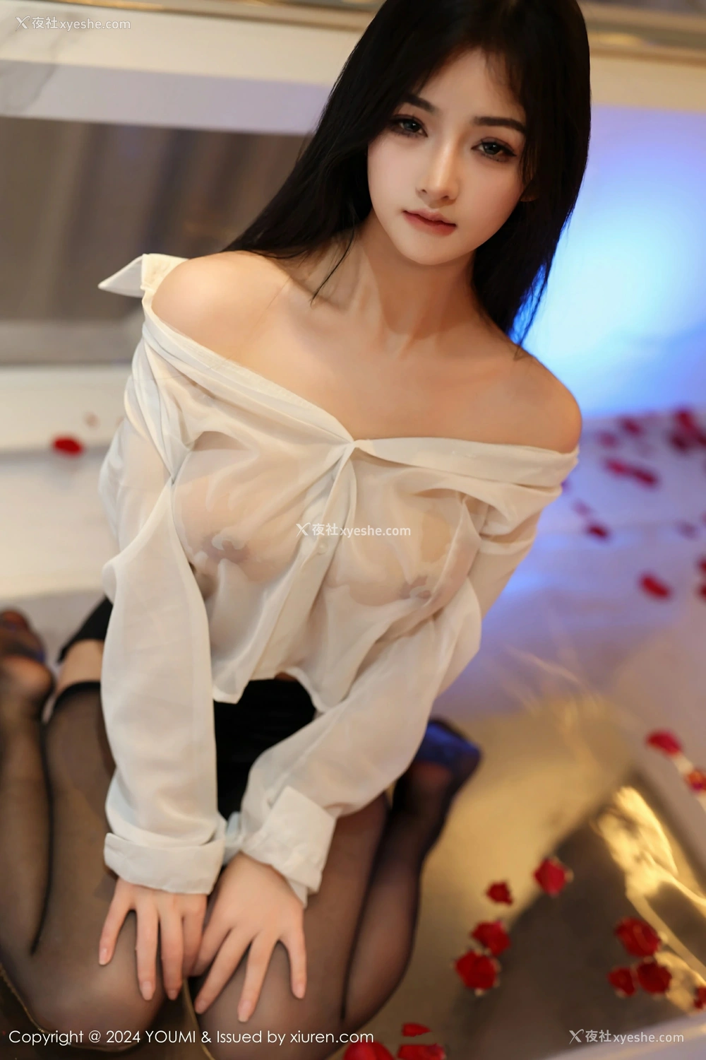 1P - [YOUMI尤蜜荟] VOL.1050 谭小灵