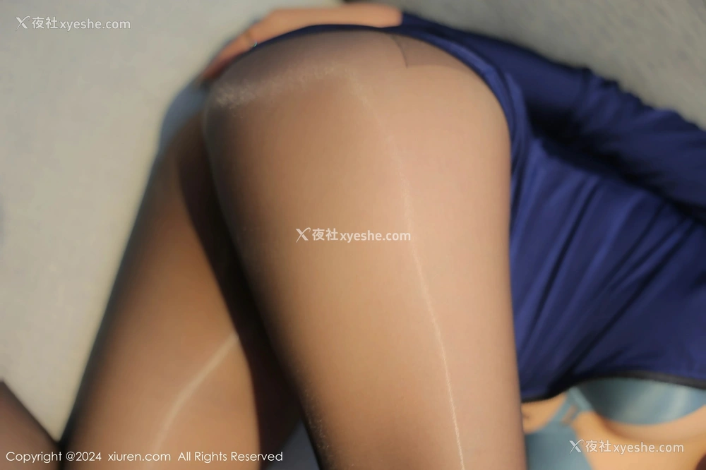 1P - [XiuRen秀人网] No.9022 麦田