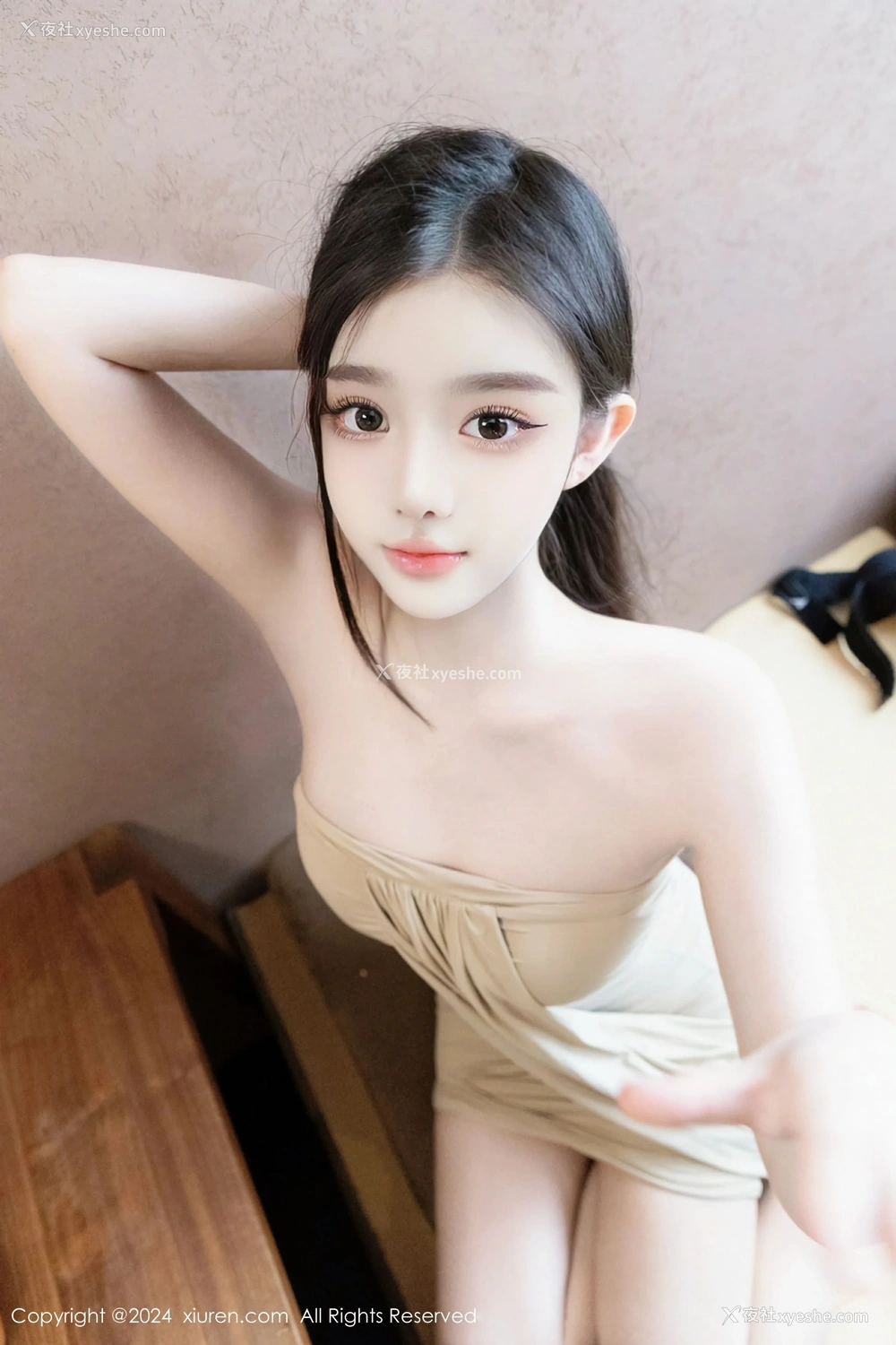 1P - [XiuRen秀人网] No.8883 龙雪儿