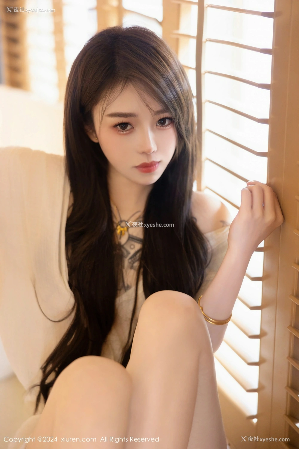 1P - [XiuRen秀人网] No.8842 夏竹