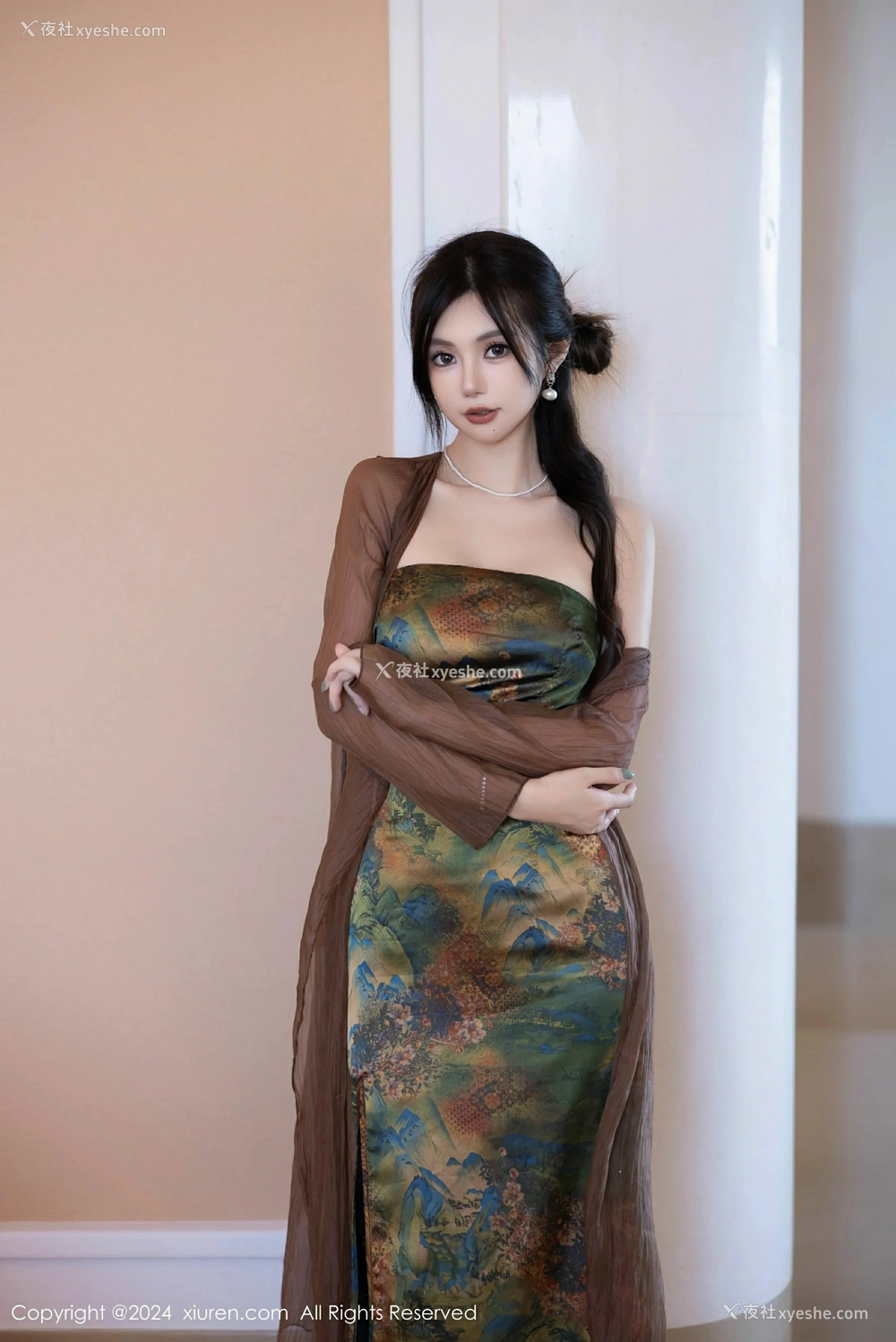 1P - [XiuRen秀人网] No.9161 绮里嘉ula