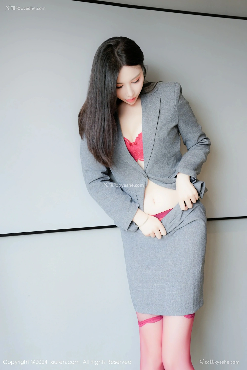 1P - [XiuRen秀人网] No.8967 曼柔
