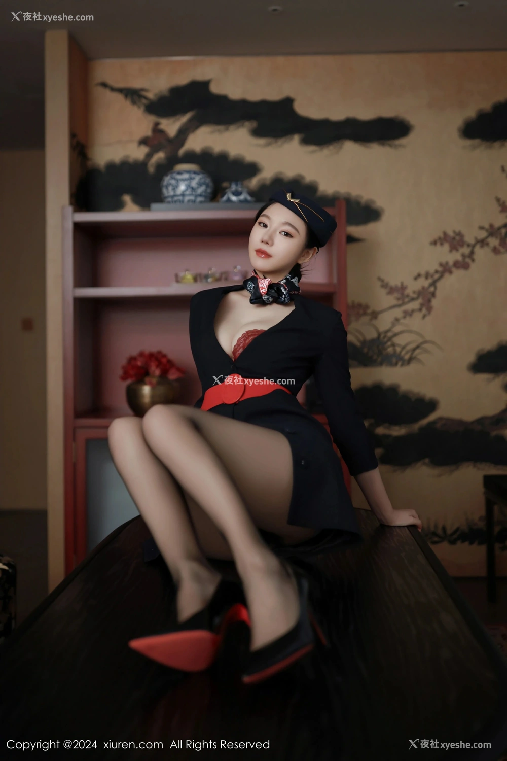 1P - [XiuRen秀人网] No.8942 安然anran