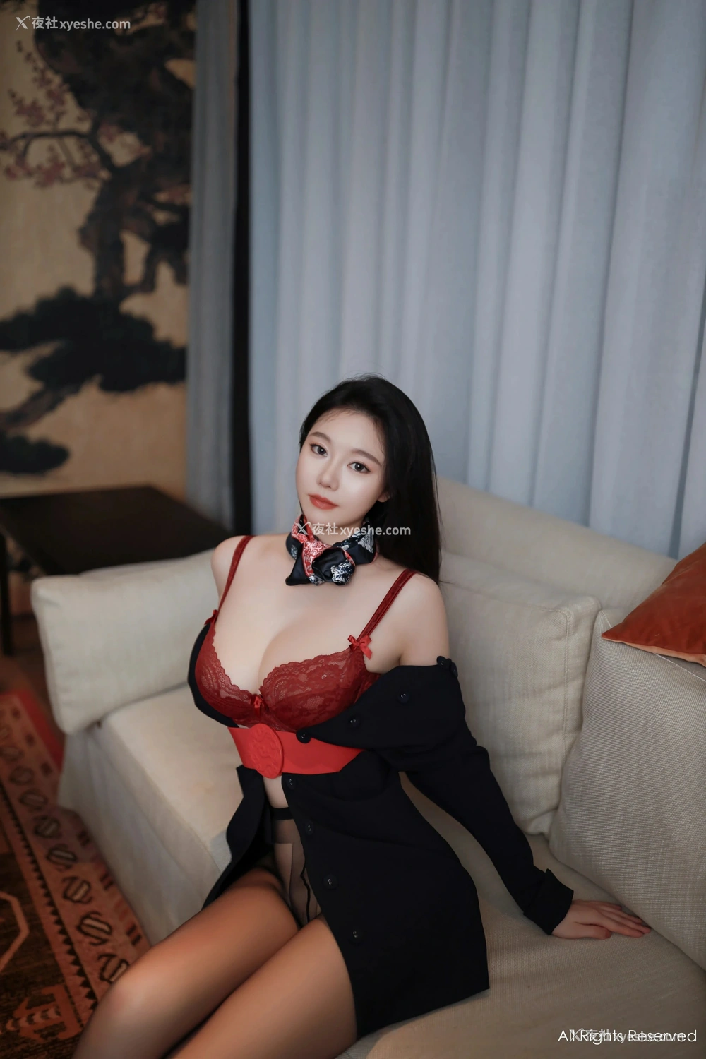 1P - [XiuRen秀人网] No.8942 安然anran