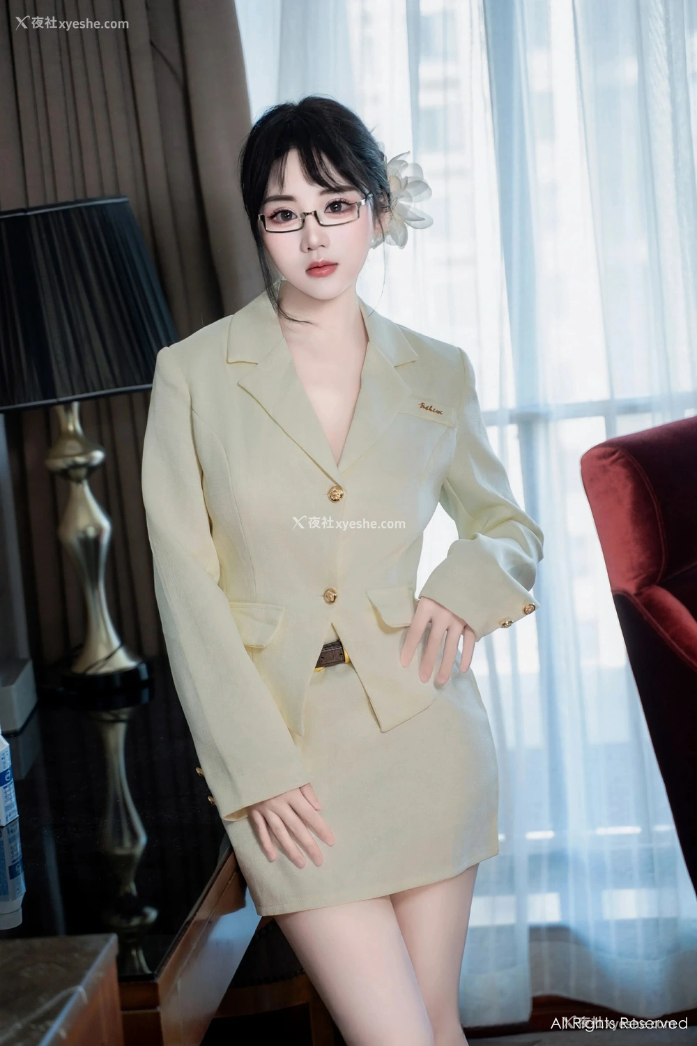1P - [XiuRen秀人网] No.8717 汐汐爱吃草莓