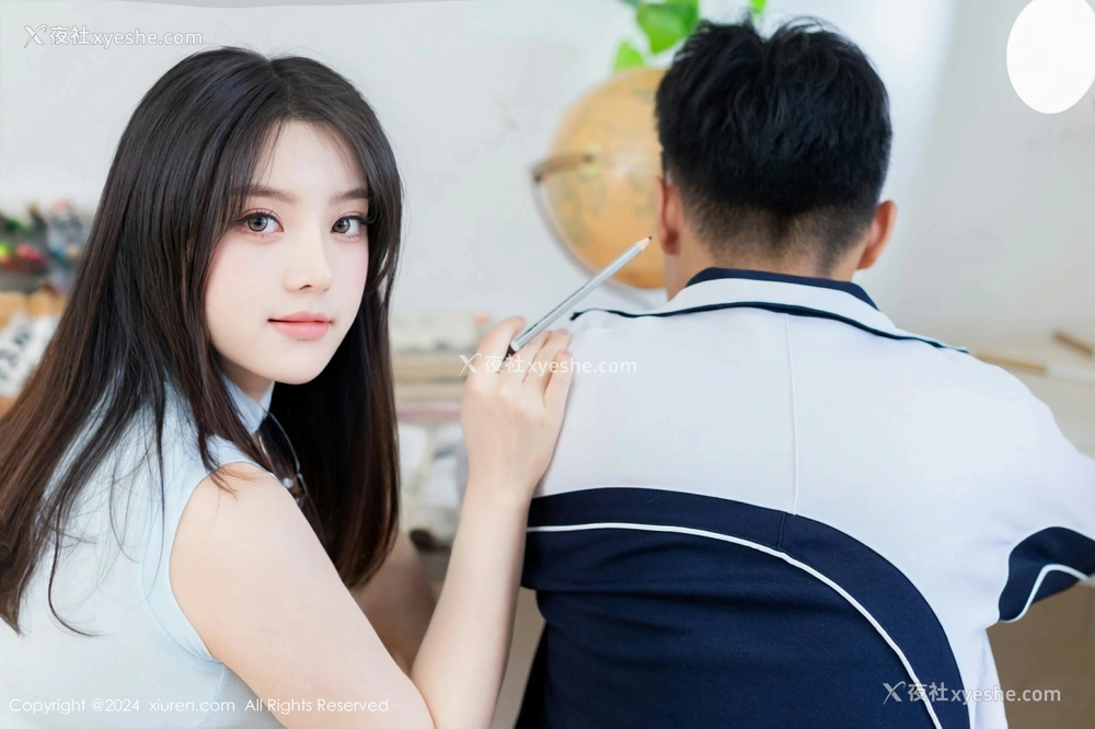 1P - [XiuRen秀人网] No.8482 豆瓣酱