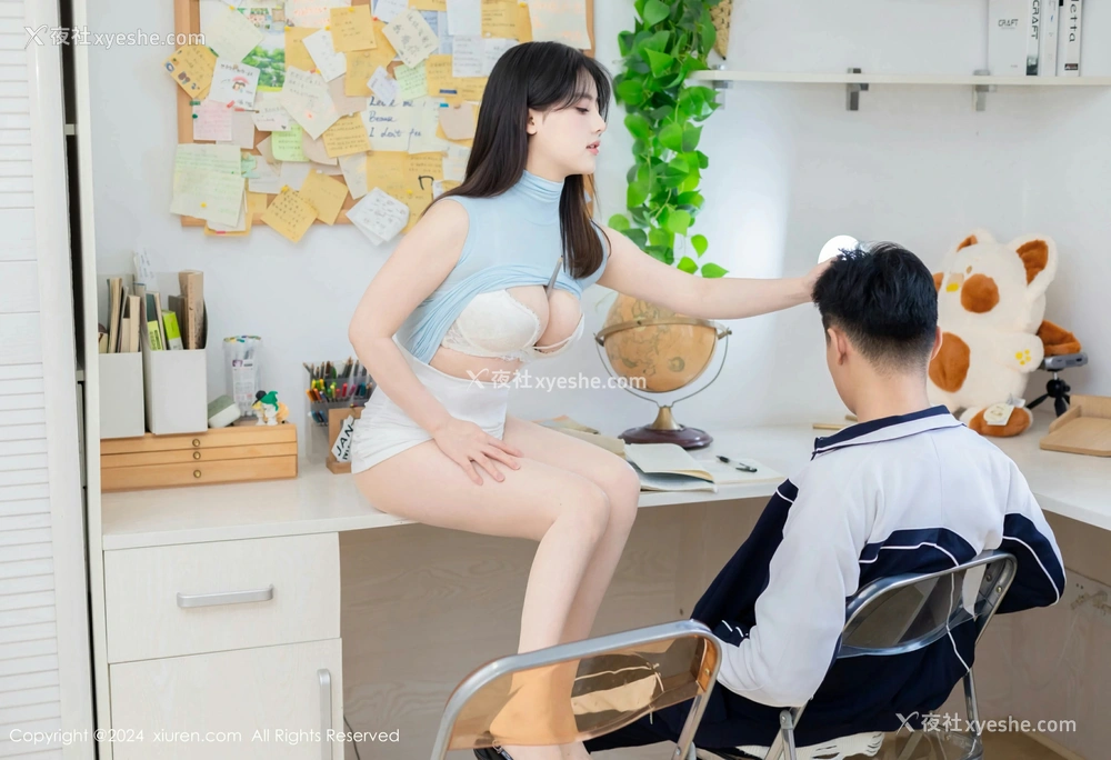 1P - [XiuRen秀人网] No.8482 豆瓣酱