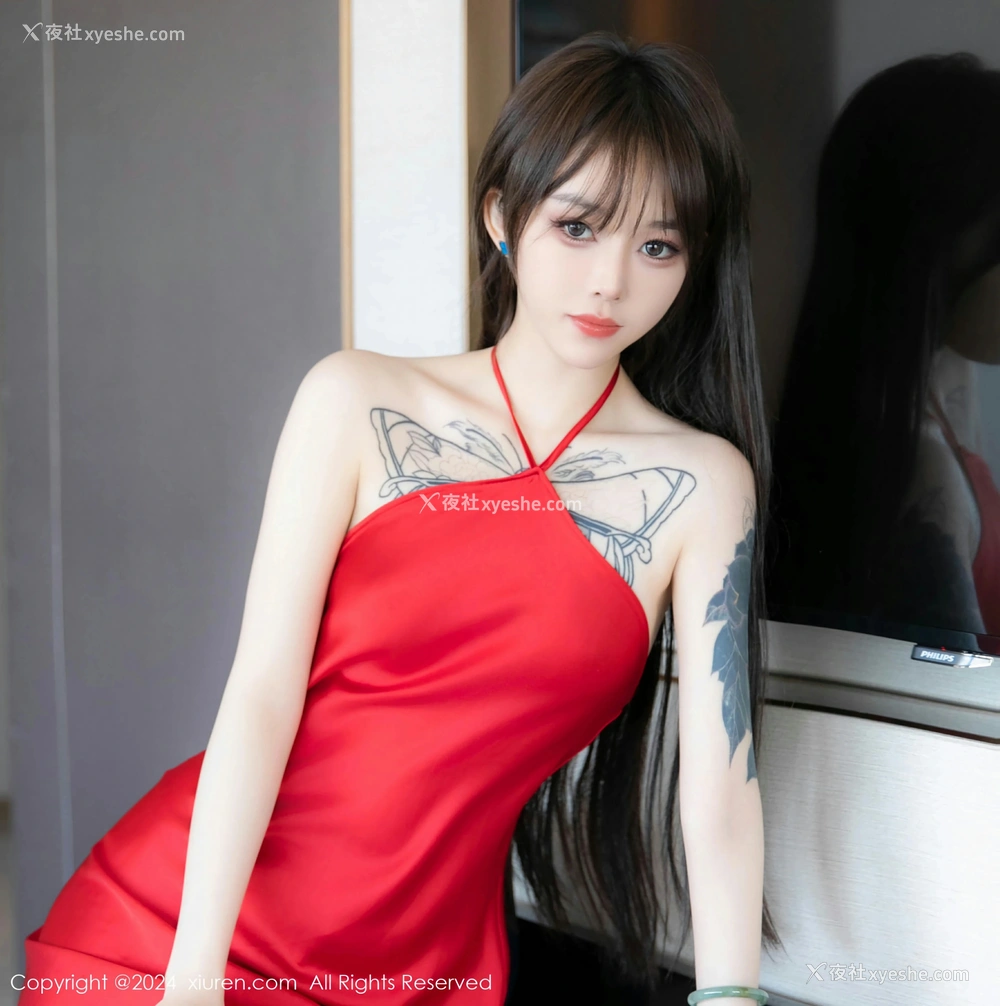 1P - [XiuRen秀人网] No.8630 奶瓶.