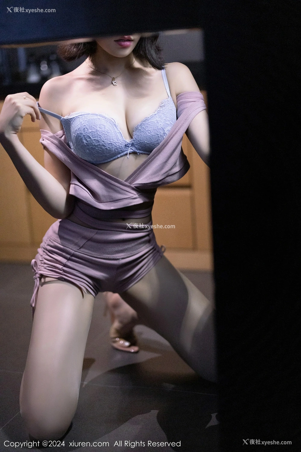 1P - [XiuRen秀人网] No.8836 徐莉芝Booty