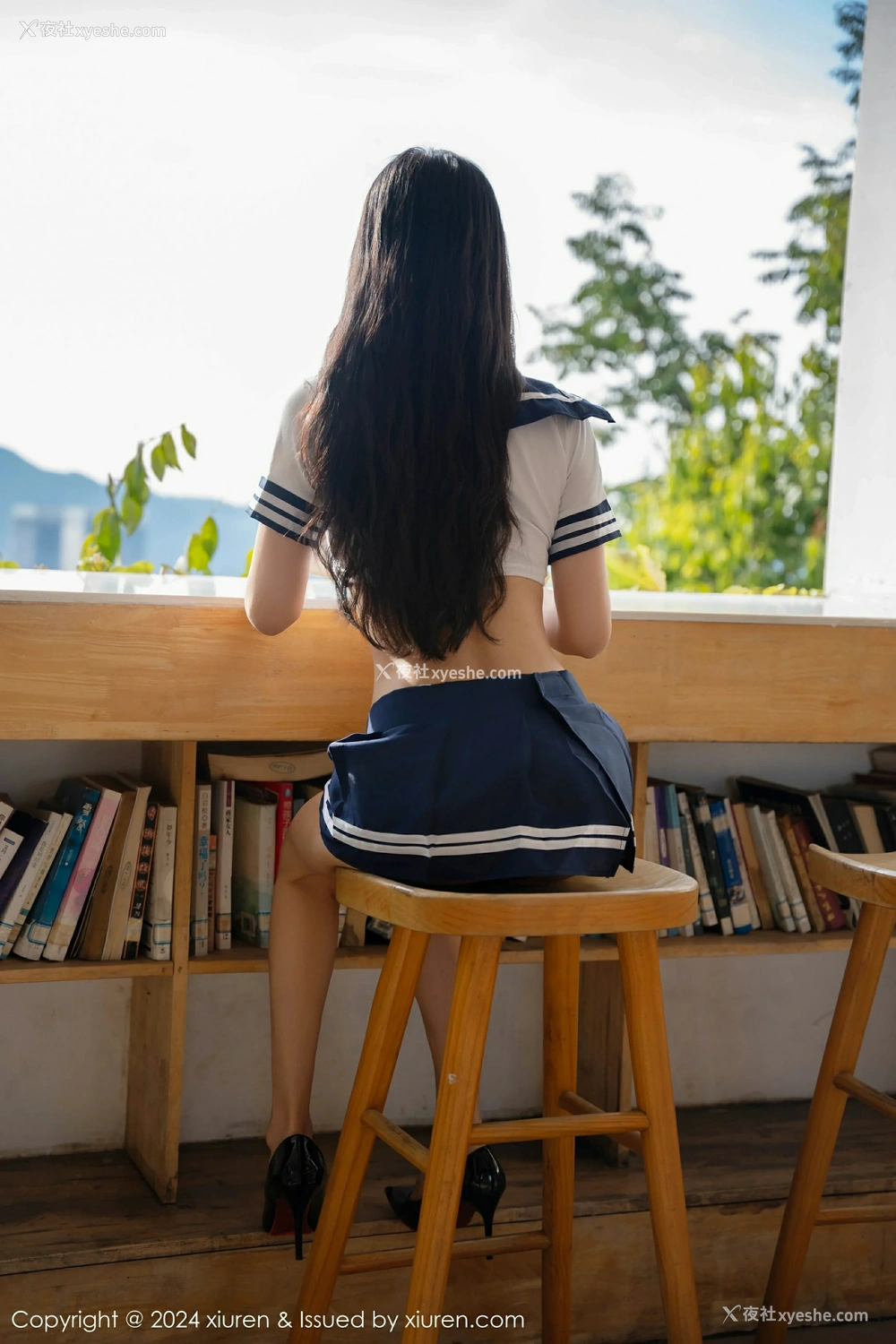 1P - [XiuRen秀人网] No.9245 李嫣