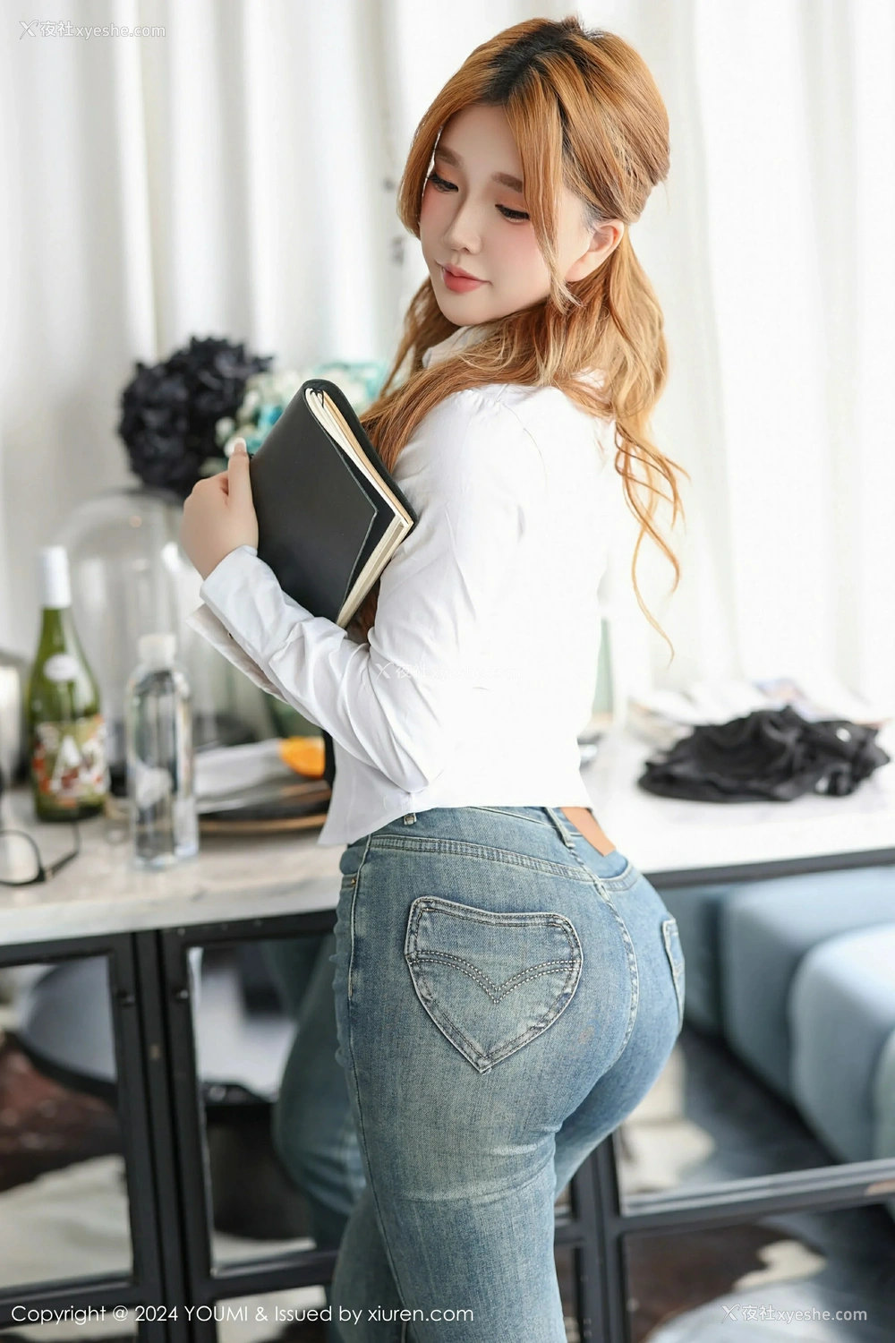 1P - [YOUMI尤蜜荟] VOL.1103 小海臀Rena