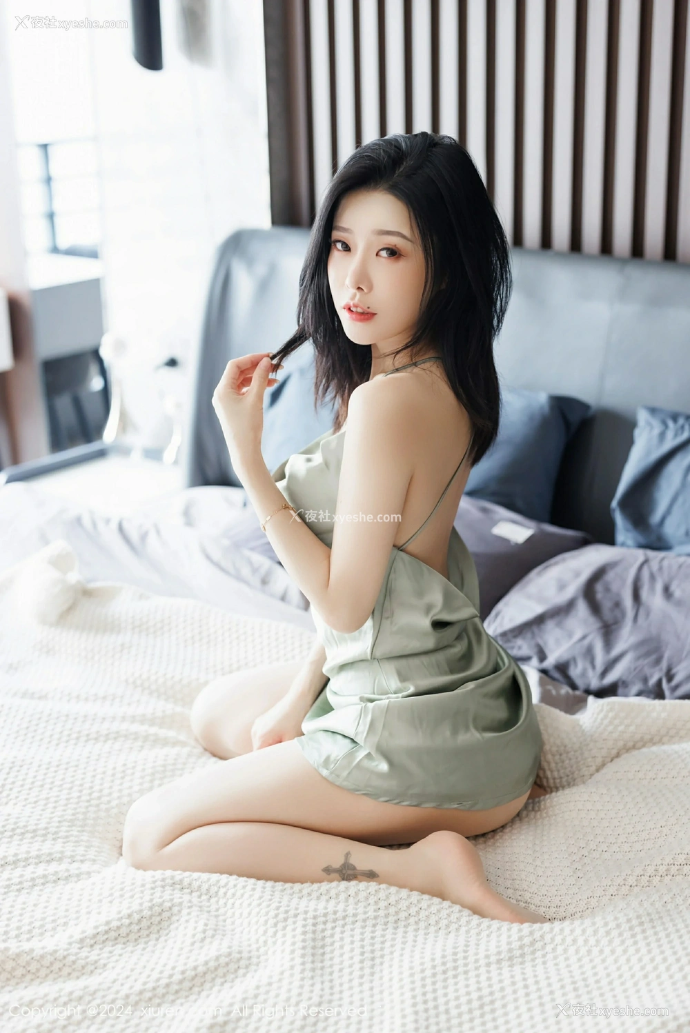 1P - [XiuRen秀人网] No.9264 luvian本能
