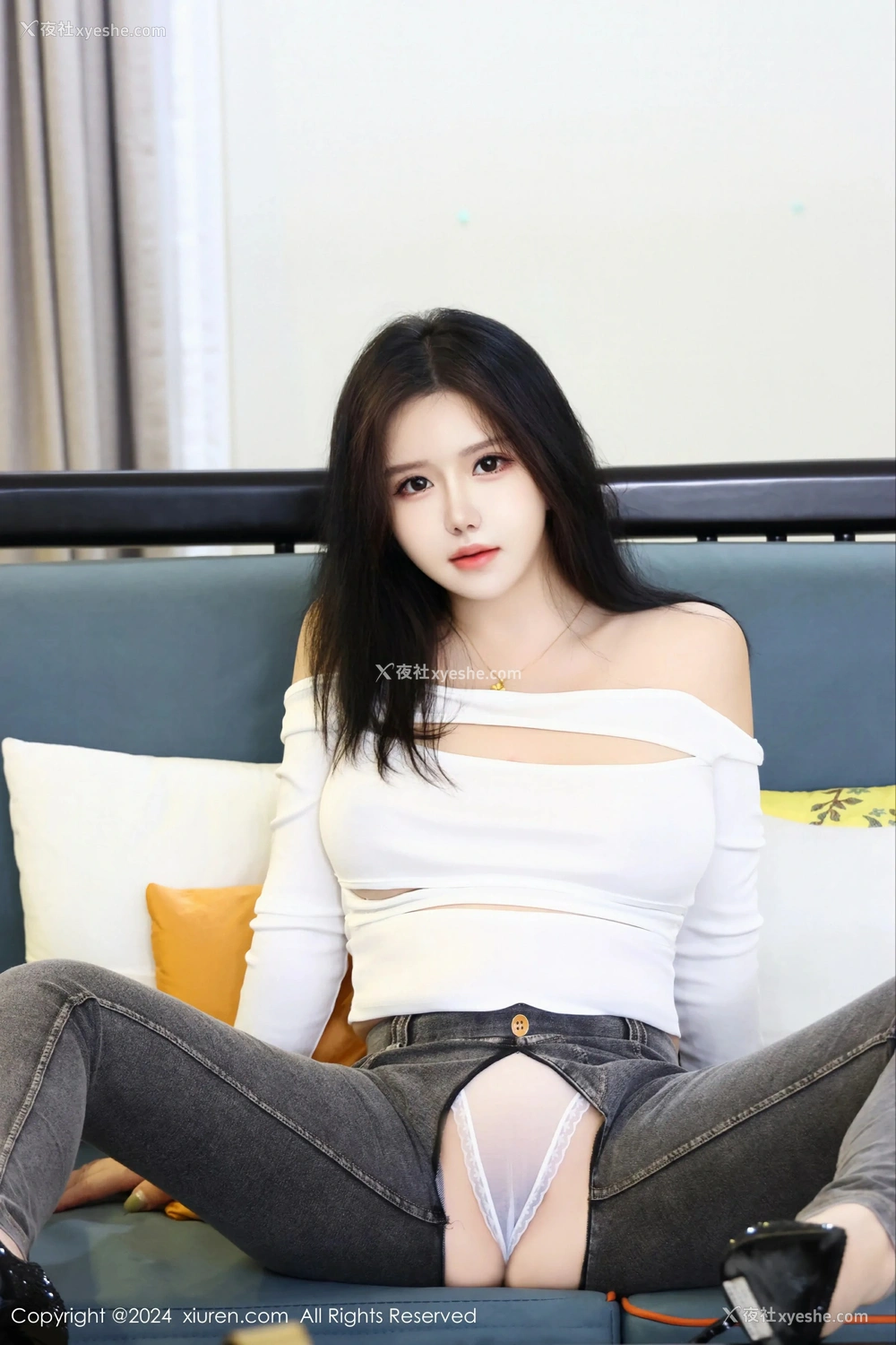 1P - [XiuRen秀人网] No.8853 小薯条nienie