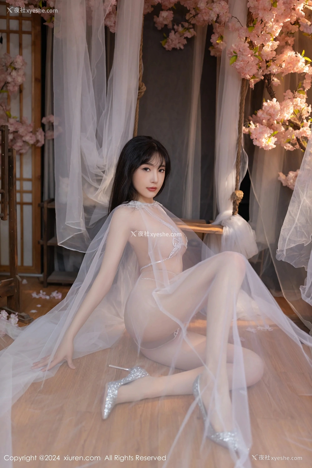 1P - [XiuRen秀人网] No.8807 陆萱萱