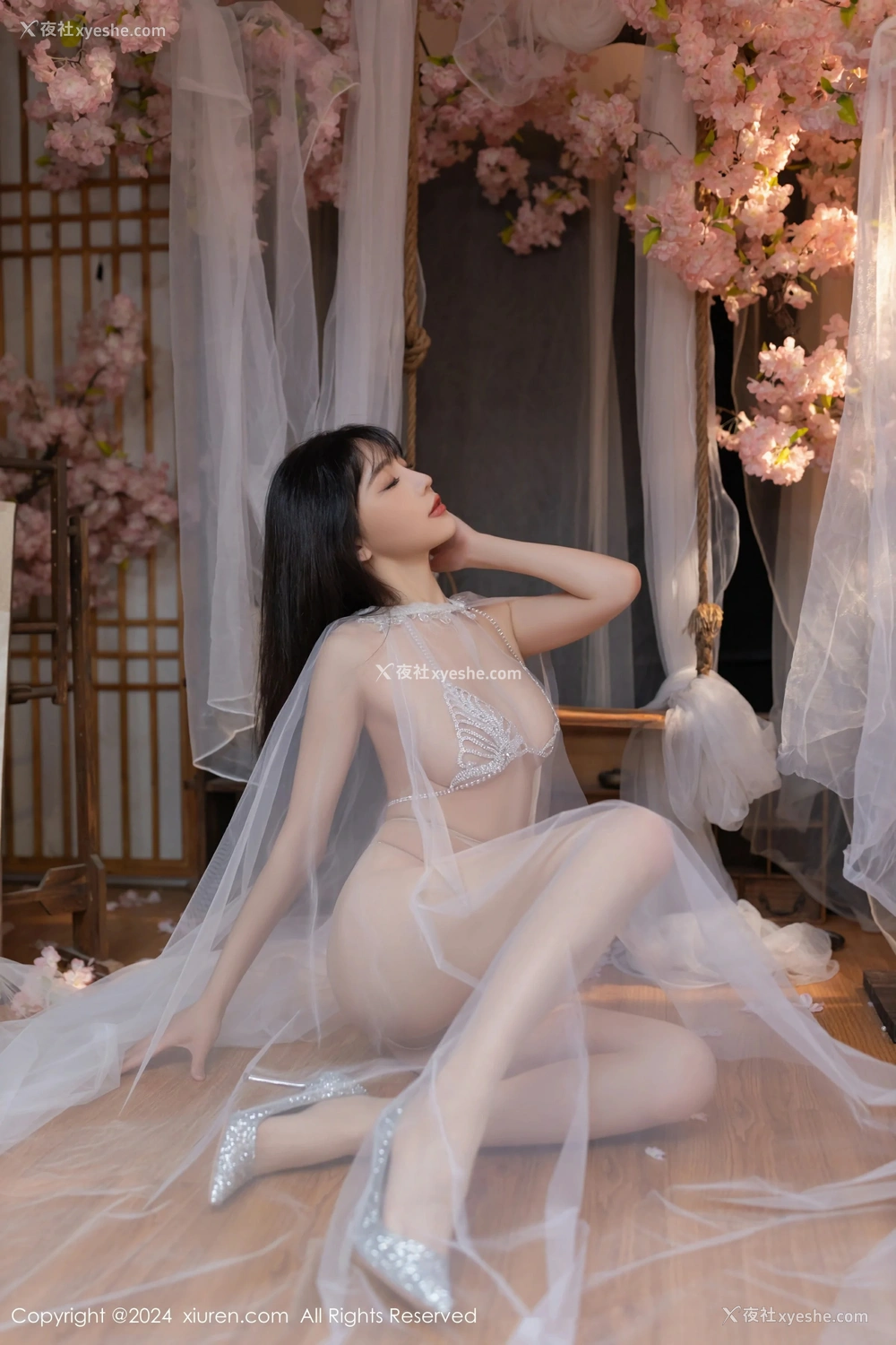 1P - [XiuRen秀人网] No.8807 陆萱萱