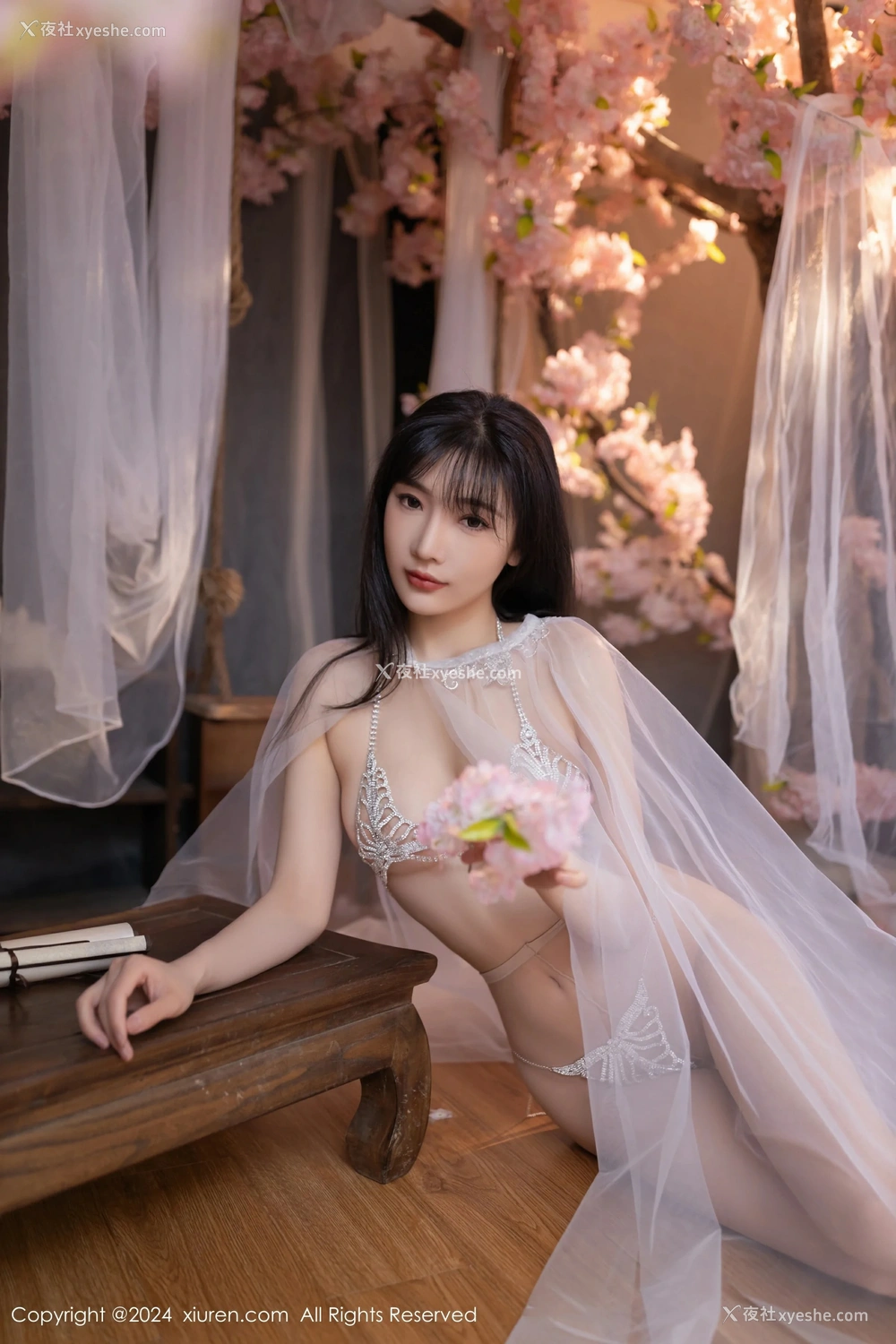 1P - [XiuRen秀人网] No.8807 陆萱萱