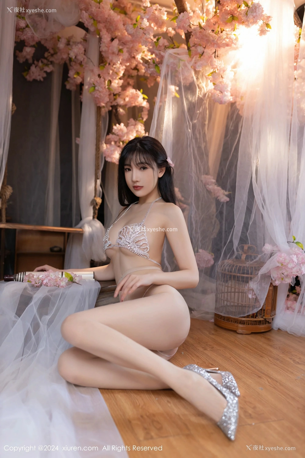 1P - [XiuRen秀人网] No.8807 陆萱萱