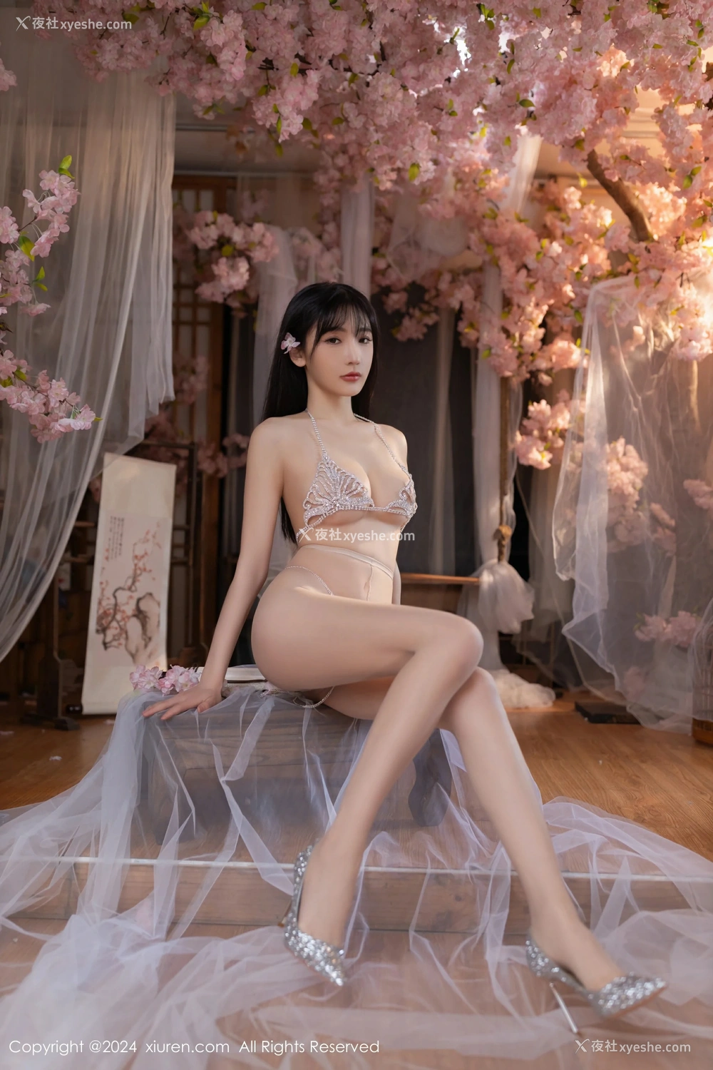 1P - [XiuRen秀人网] No.8807 陆萱萱