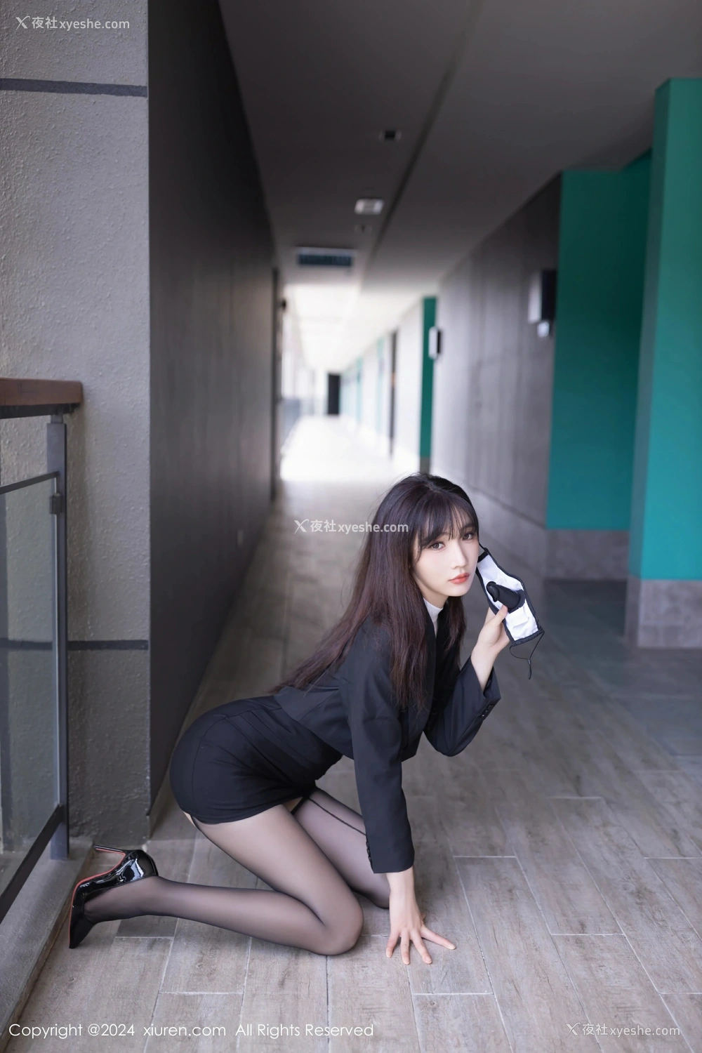 1P - [XiuRen秀人网] No.8627 陆萱萱