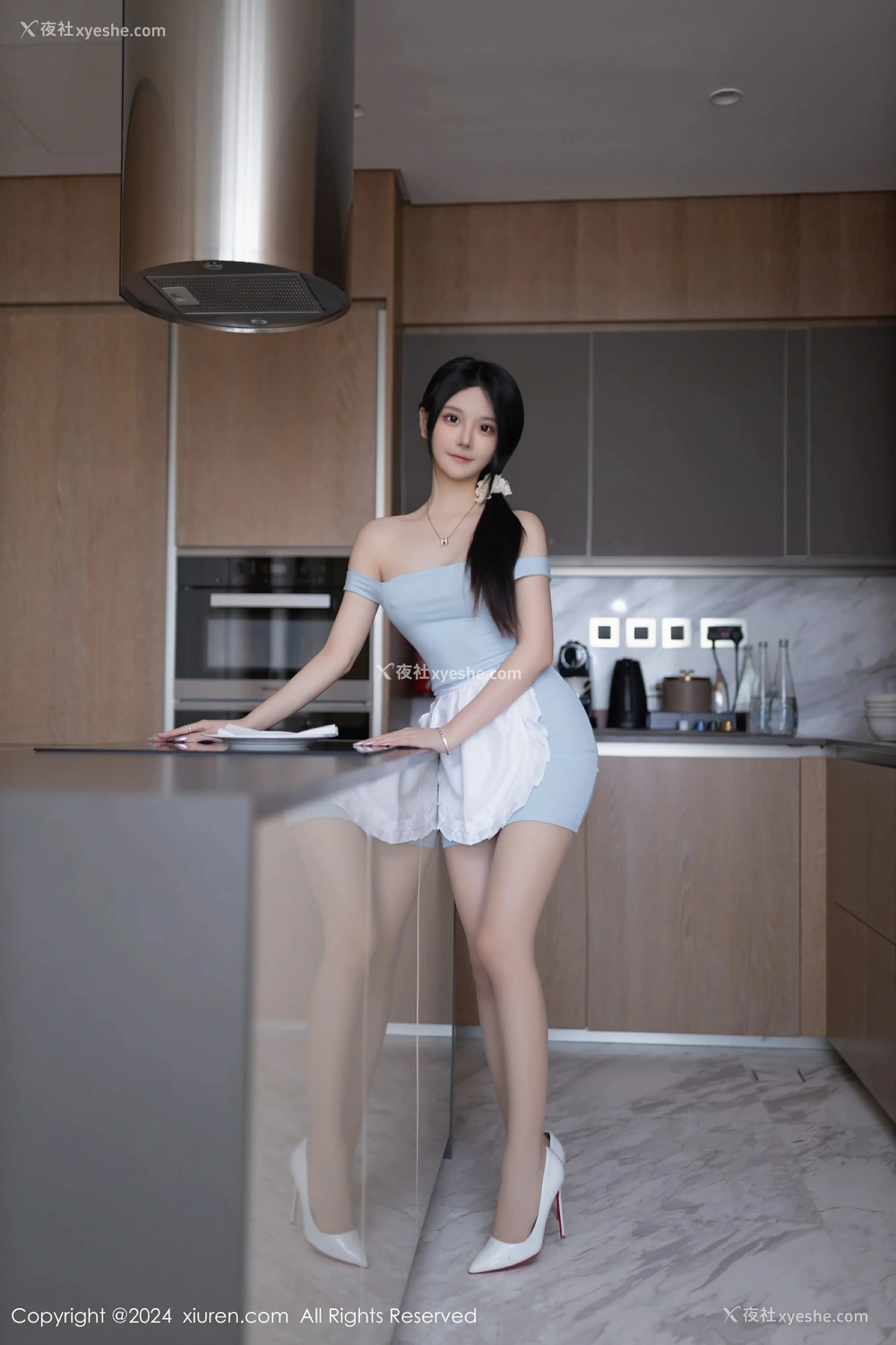 1P - [XiuRen秀人网] No.8597 幼幼