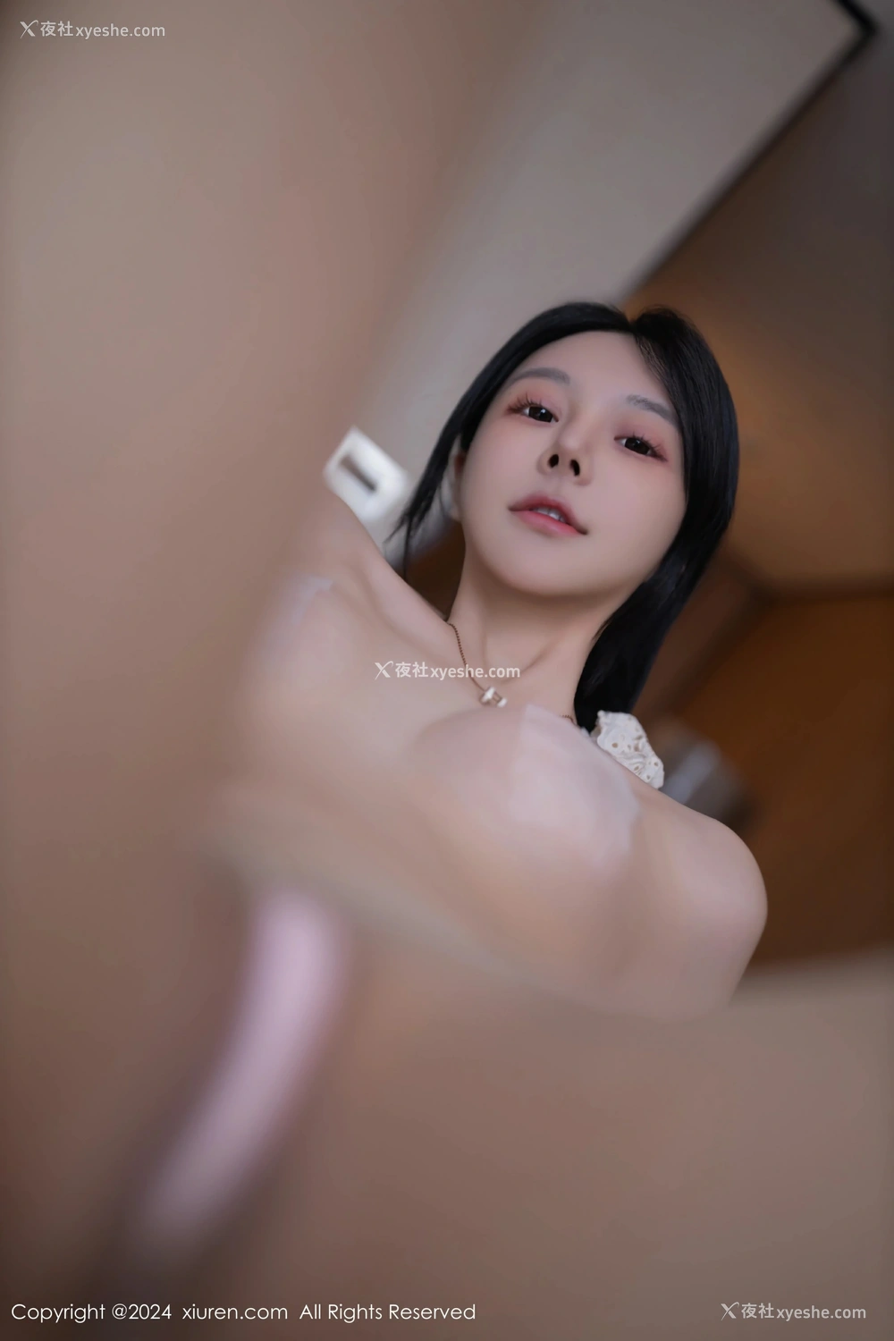 1P - [XiuRen秀人网] No.8597 幼幼