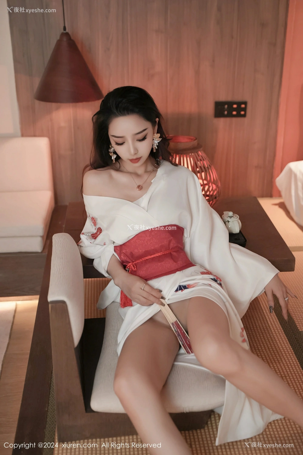 1P - [XiuRen秀人网] No.8367 苏曼兮
