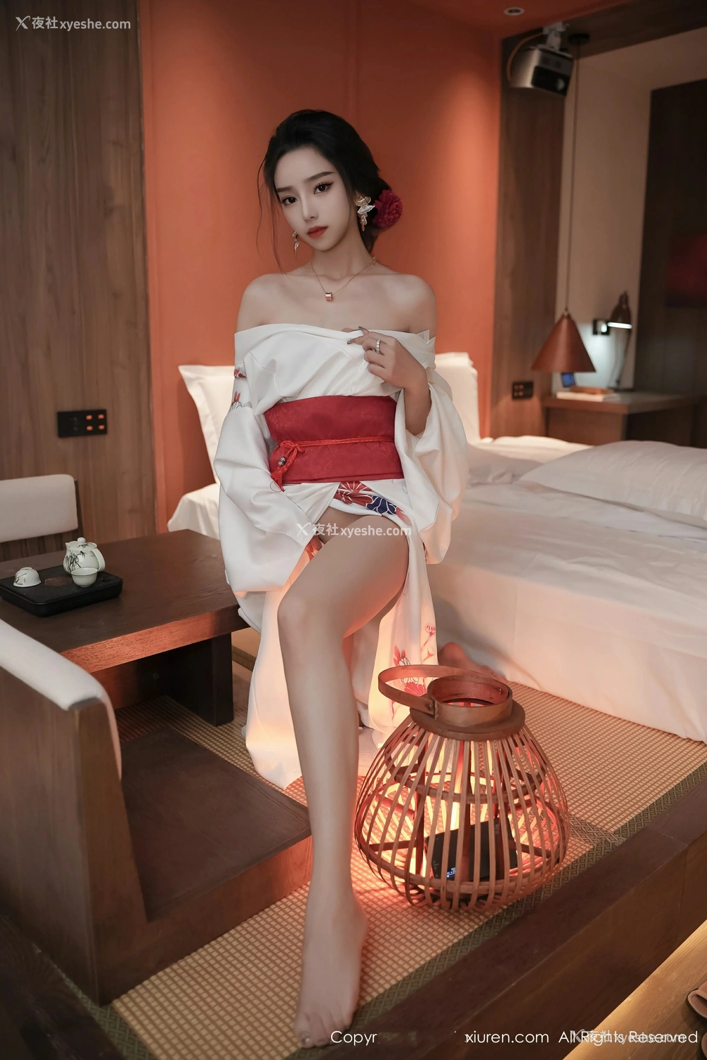 1P - [XiuRen秀人网] No.8367 苏曼兮