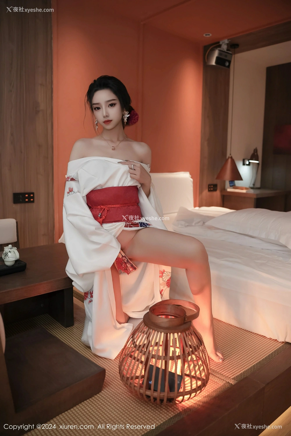 1P - [XiuRen秀人网] No.8367 苏曼兮