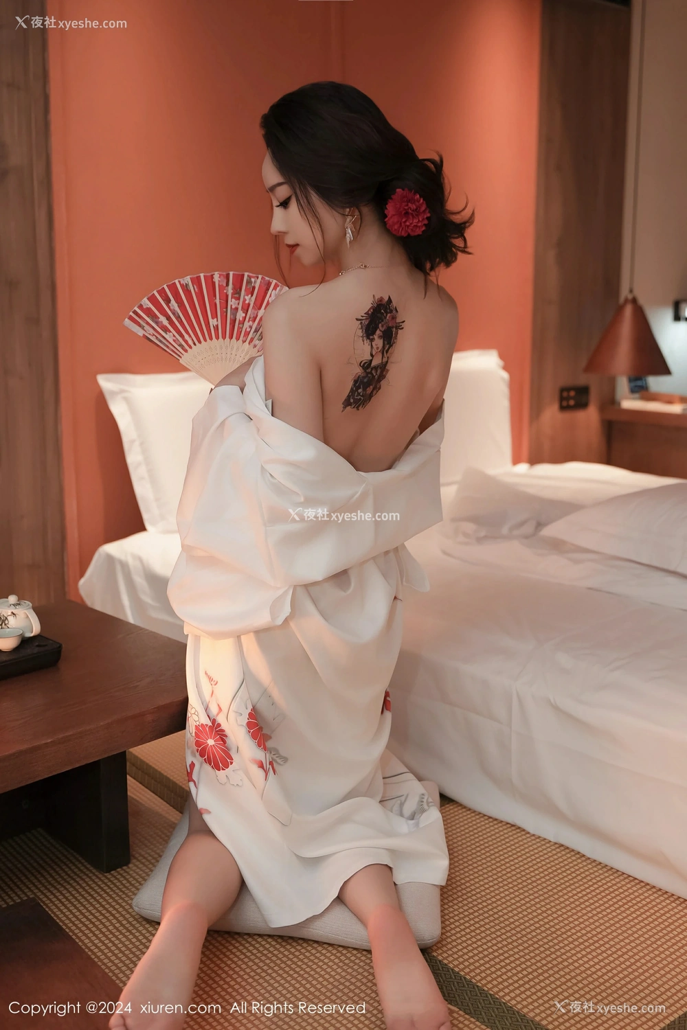 1P - [XiuRen秀人网] No.8367 苏曼兮