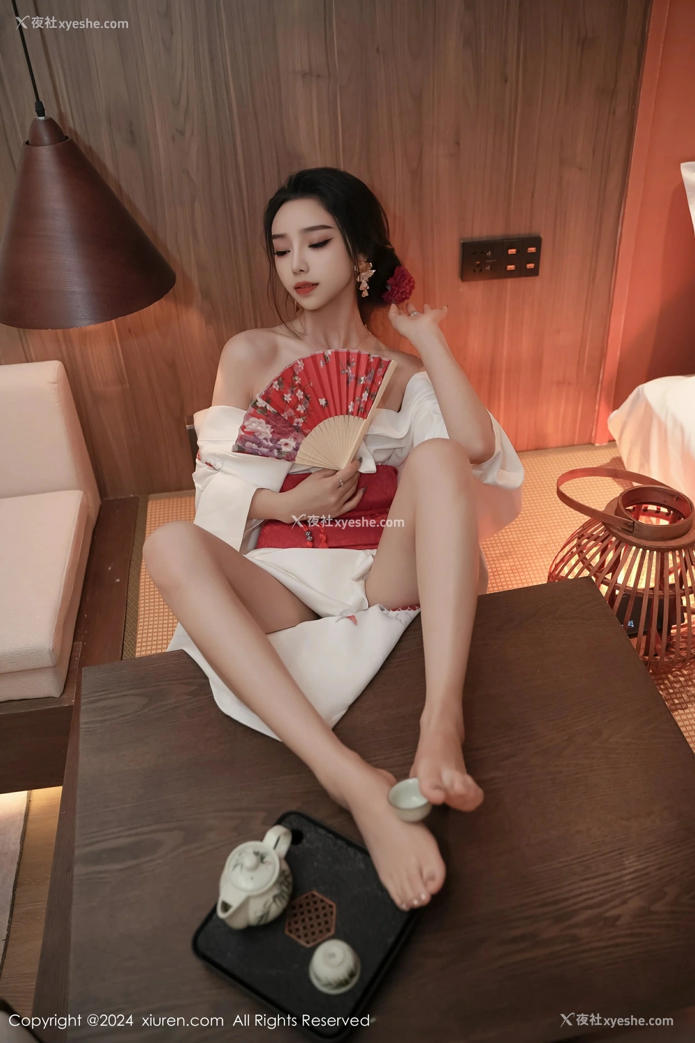 1P - [XiuRen秀人网] No.8367 苏曼兮