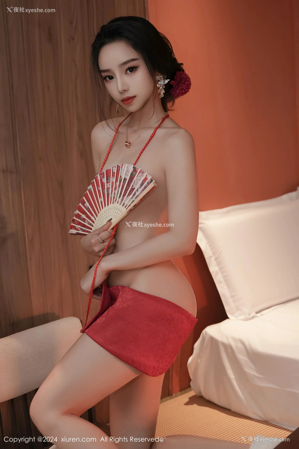 1P - [XiuRen秀人网] No.8367 苏曼兮