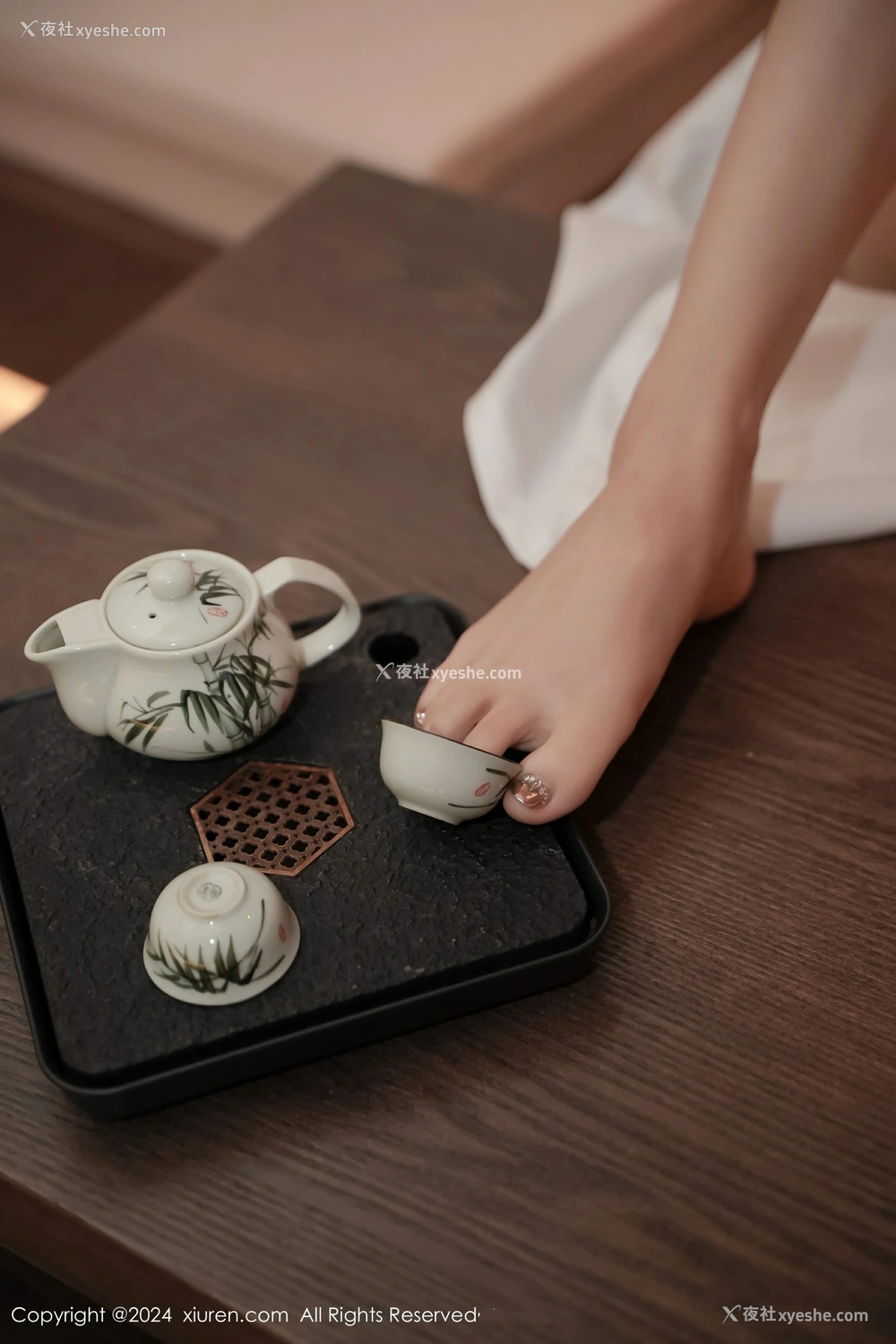 1P - [XiuRen秀人网] No.8367 苏曼兮
