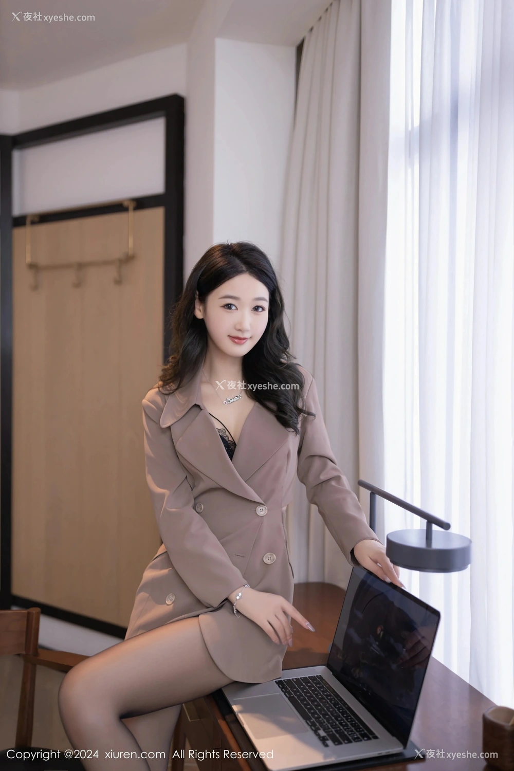 1P - [XiuRen秀人网] No.8824 唐安琪