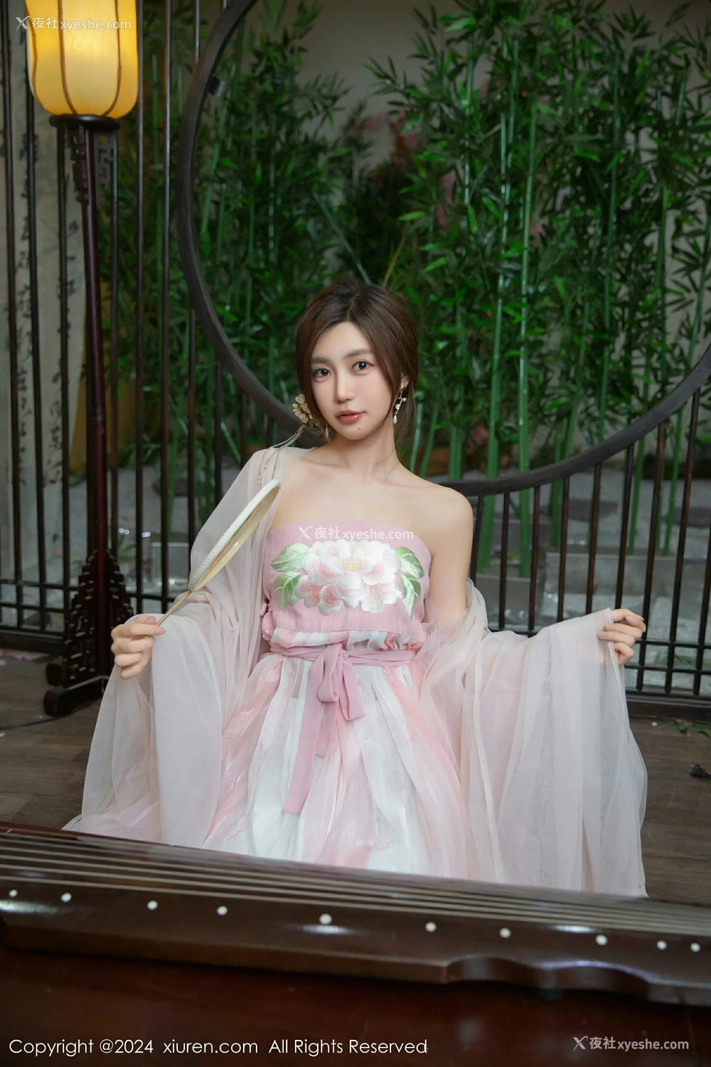 1P - [XiuRen秀人网] No.9475 绮里嘉ula