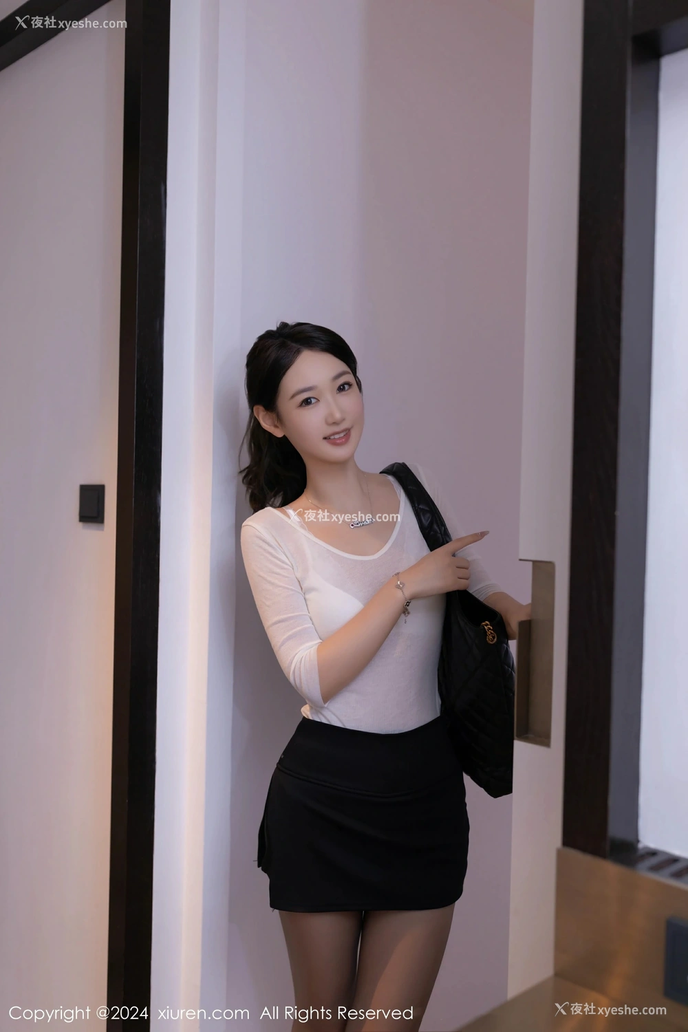 1P - [XiuRen秀人网] No.9036 唐安琪