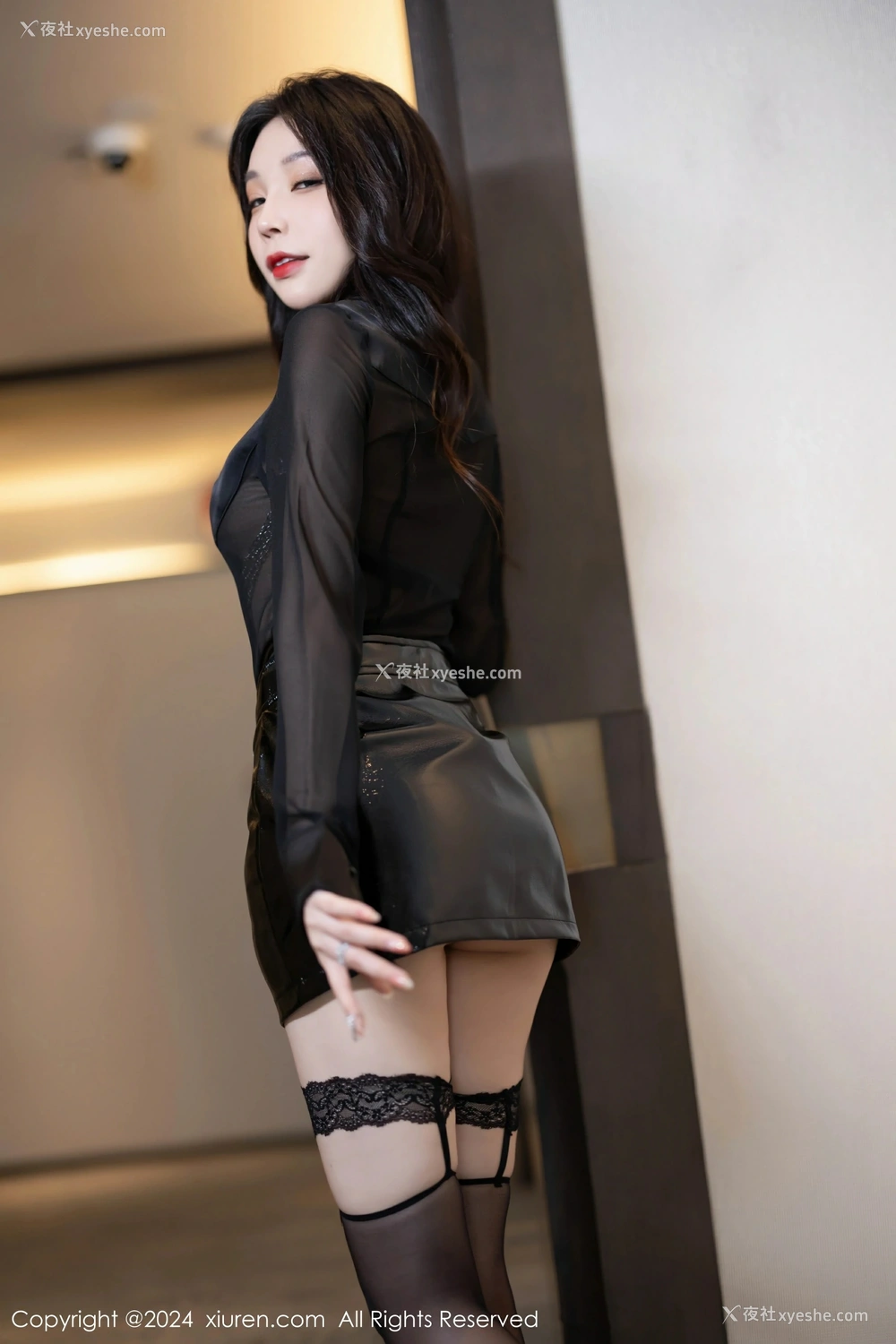 1P - [XiuRen秀人网] No.8554 徐莉芝Booty