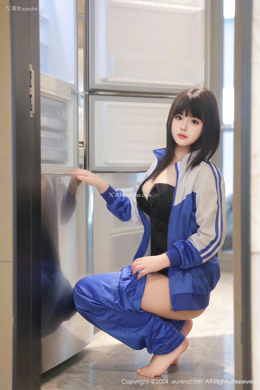 1P - [XiuRen秀人网] No.8648 徐若兮