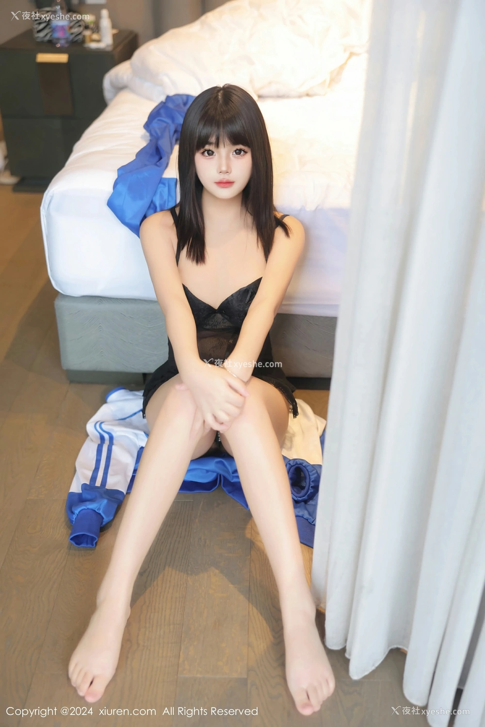 1P - [XiuRen秀人网] No.8648 徐若兮