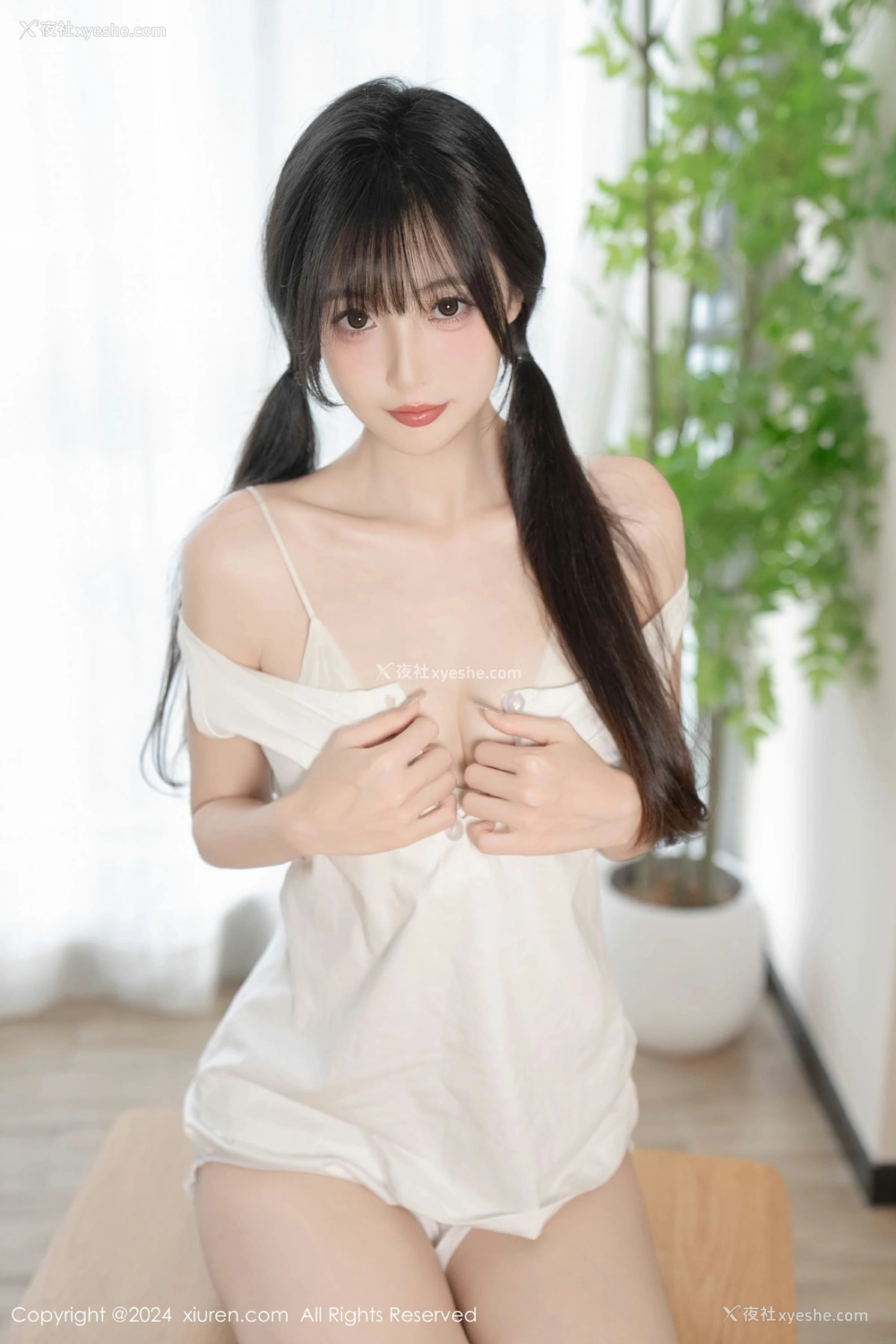 1P - [XiuRen秀人网] No.8952 林星阑